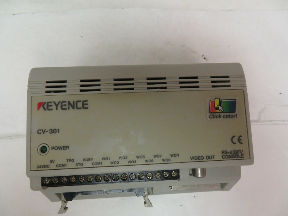 KEYENCE CV-301 MACHINE VISION CONTROLLER RS-232C