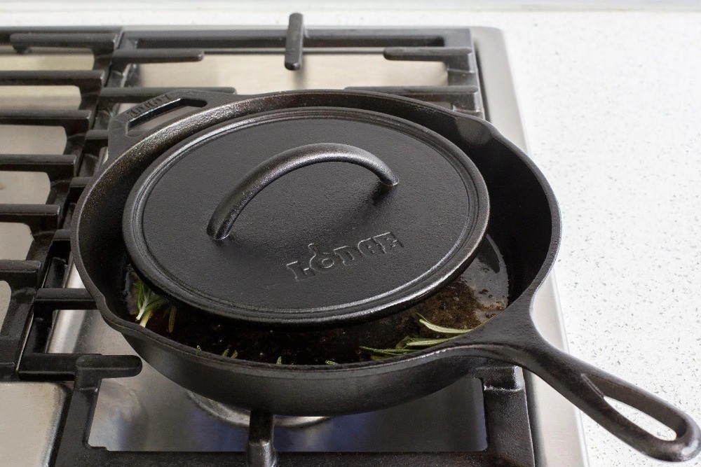 Seasoned Cast Iron 8" Round Grill Press