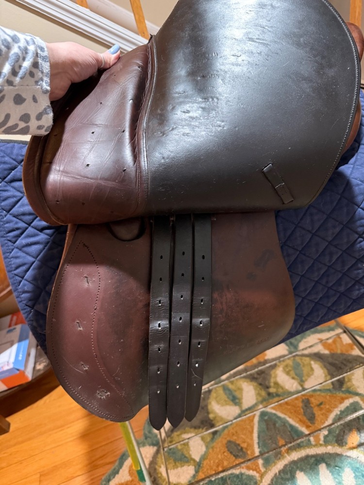 17.5” Crosby XL all purpose saddle