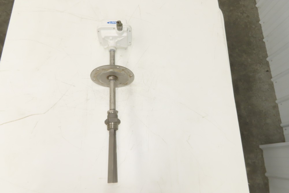 Bindicator LP11A1DA30 Pulse Point Vibrating Fork Level Sensor 18" Probe 8"Flange