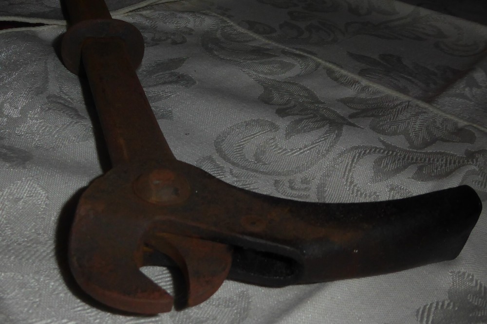 Vintage Cast Iron Slap Hammer Nail Puller