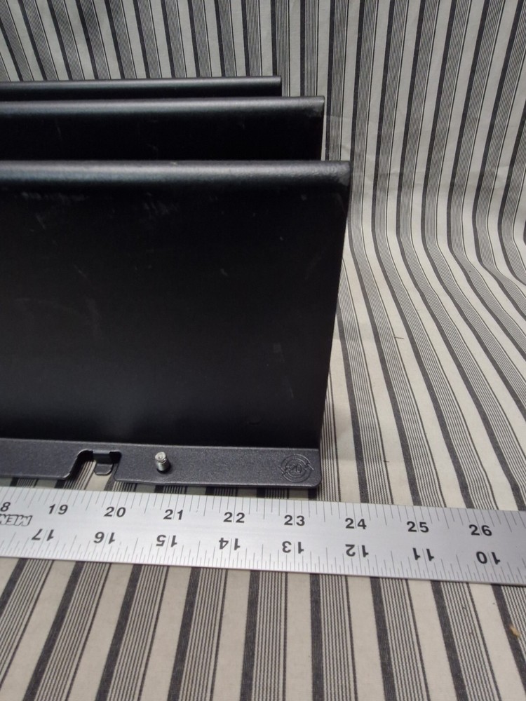 APC AR8172BLK Solid Cable Partition for NetShelter 750mm Front Wide Enclosure