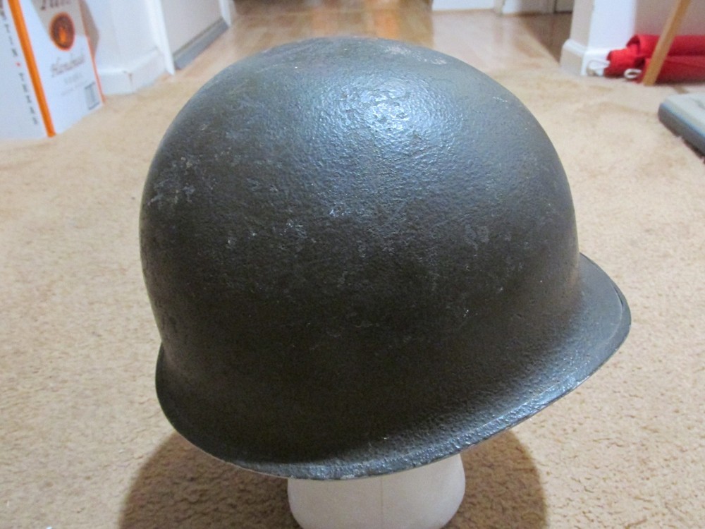 WW2 M1 fixed Bail helmet Named Lieutenant Capac liner