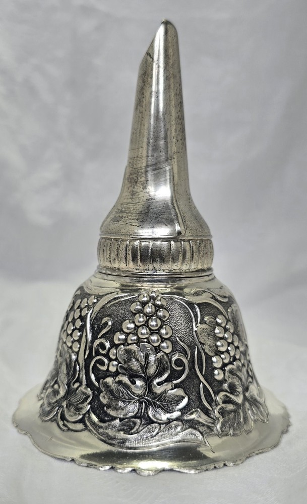 Silver Plated Wine Aerator (Grape Clusters on Gables)