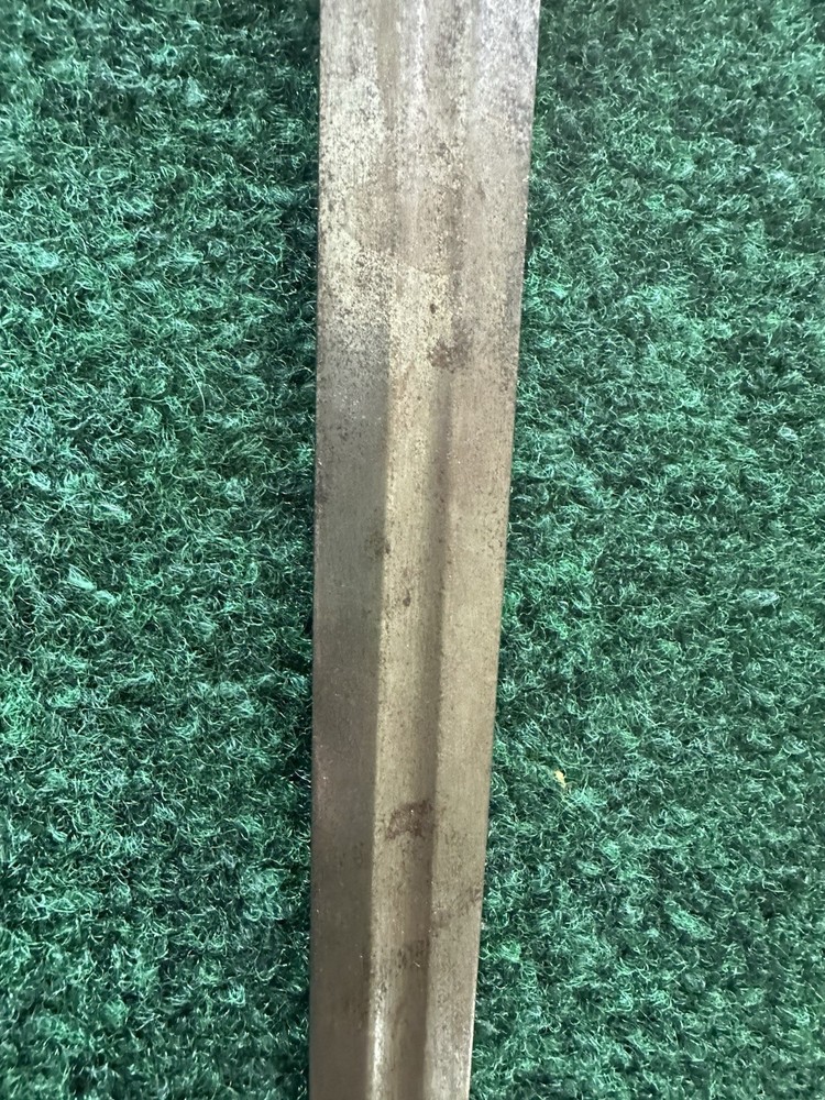 DEL TIN MADE PARRYING DAGGER