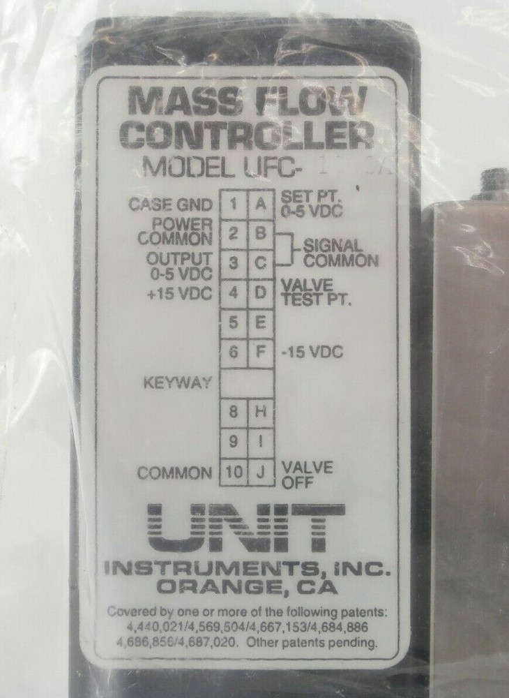UNIT Instruments UFC-1200A Mass Flow Controller MFC 200 SCCM N2 Refurbished