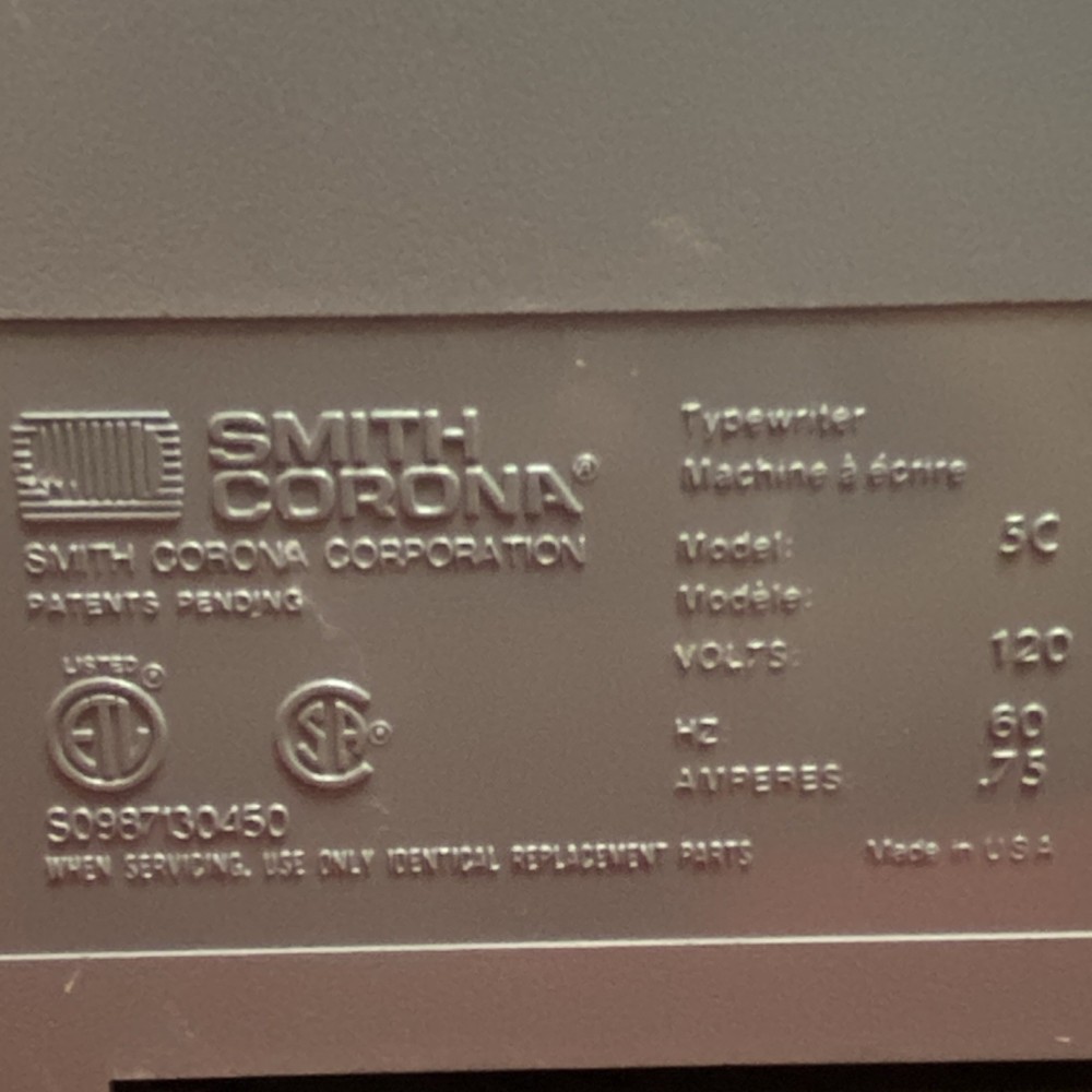Smith Corona PWP 230 Word Processor 16-Line Backlit Display Built-in Disk Drive