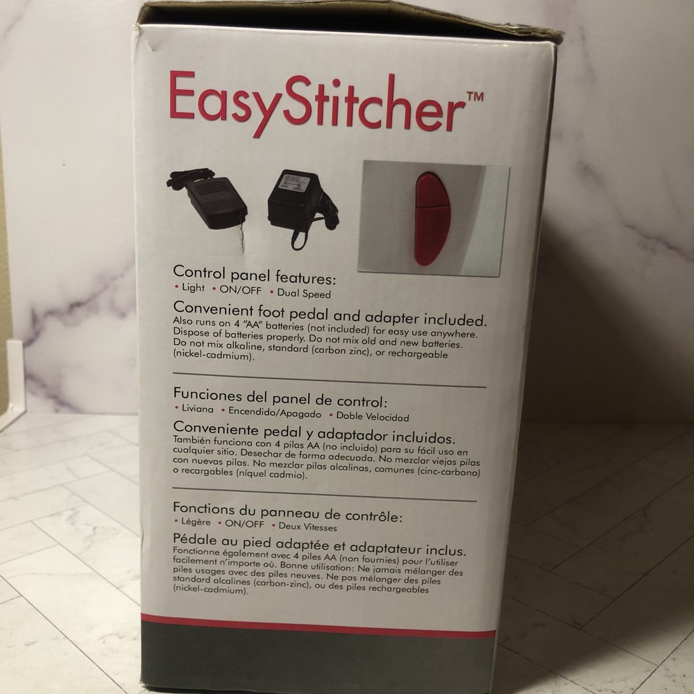Easy Stitcher Table Top Sewing Machine D2-5001 BARELY USED