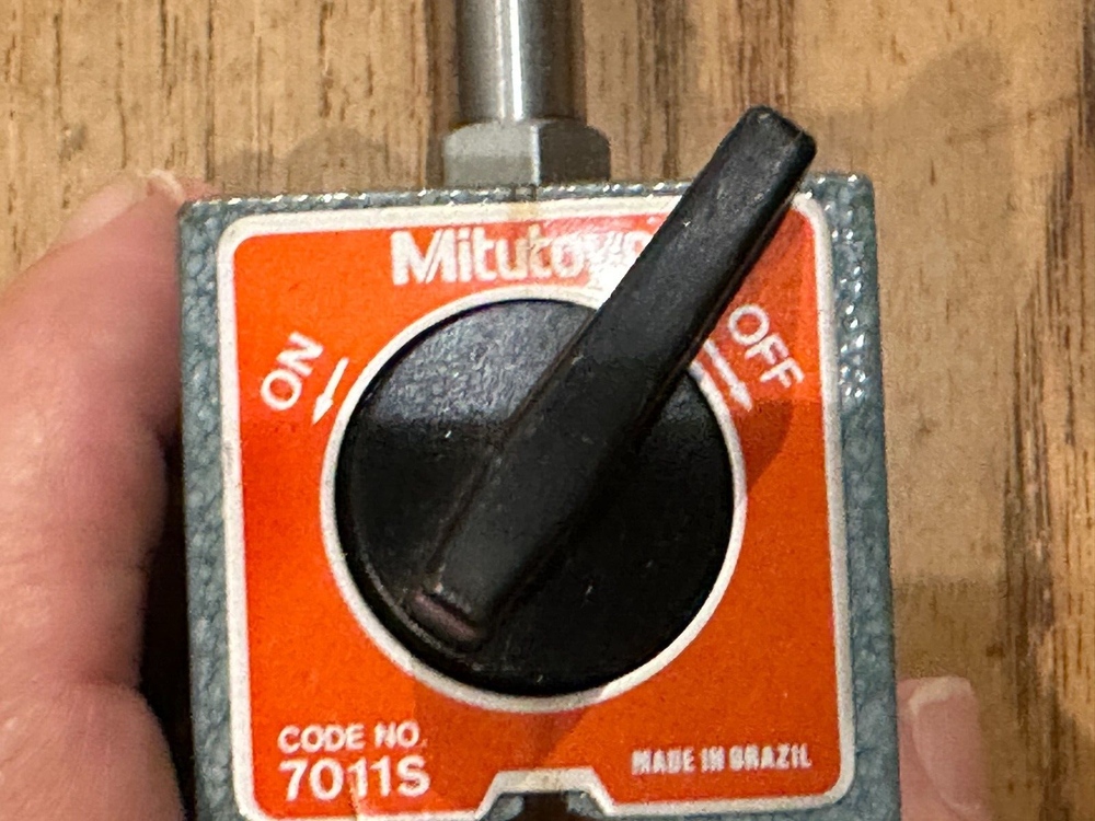 Mitutoyo 7011S Magnetic Indicator Stand
