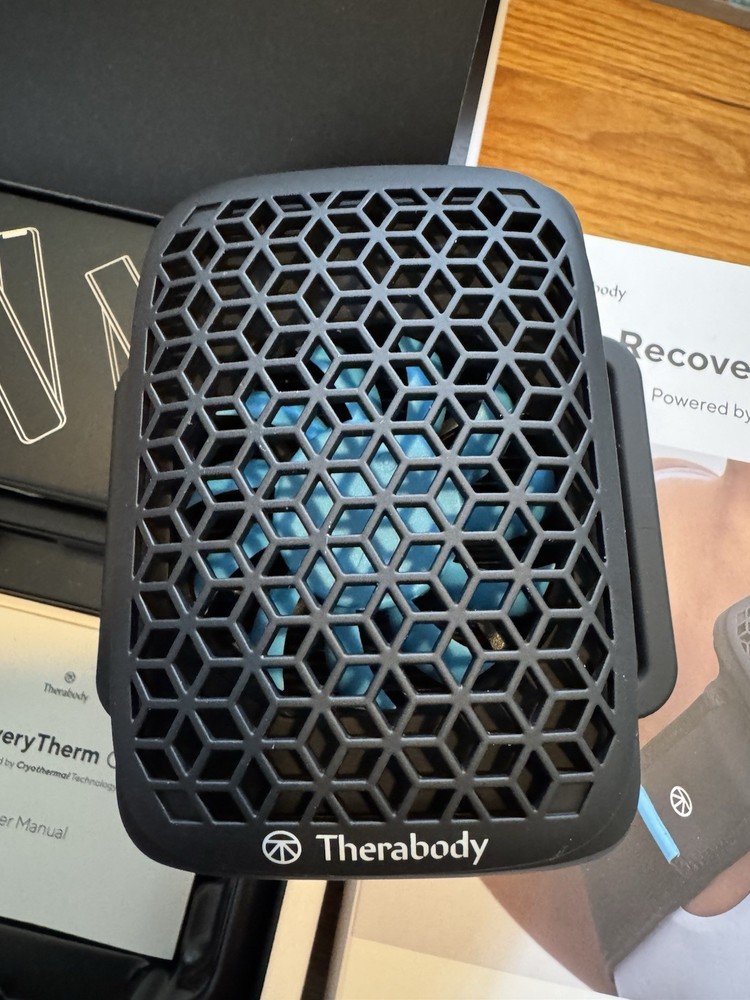 Therabody RecoveryTherm Cube Hot & Cold Therapy System Black/Blue Reusable