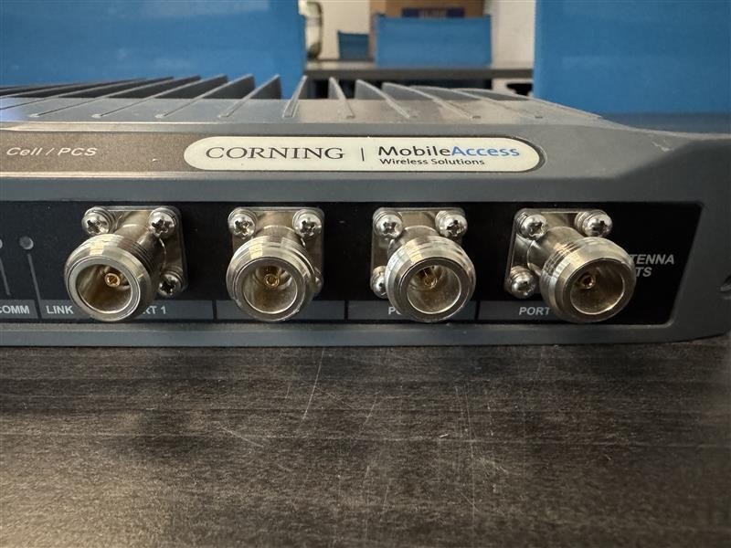 Corning MobileAccess 703A014205 Remote Hub Unit (CELL/PCS)