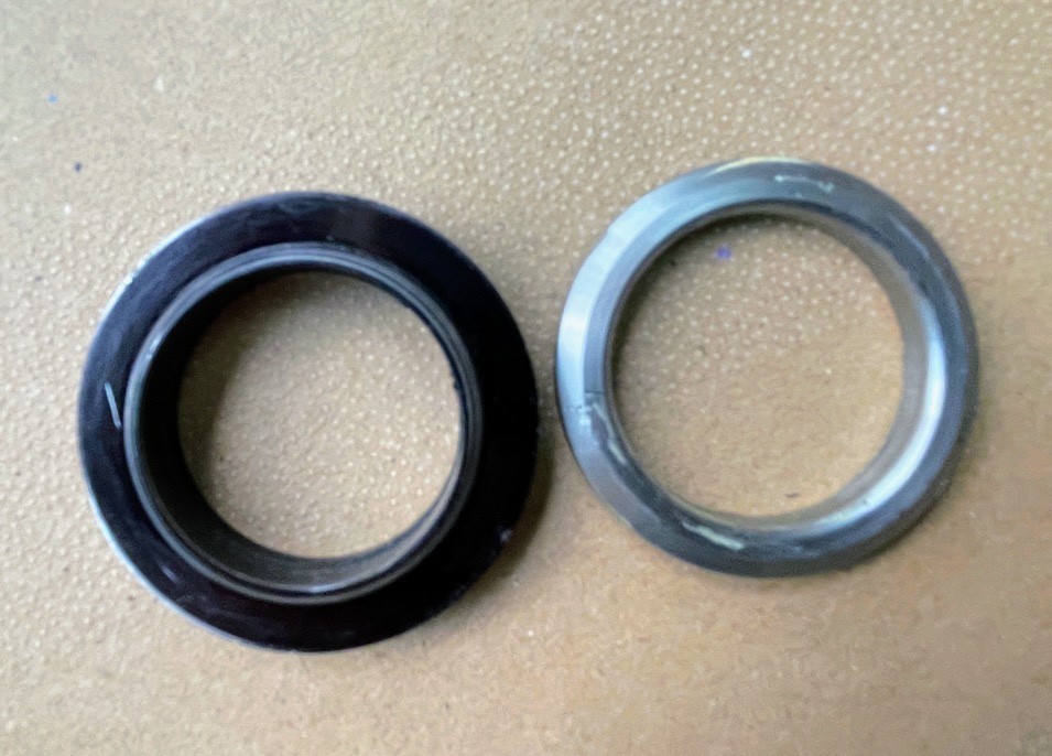 Chris King "NoThreadSet" 1 1/8 Headset (Black)