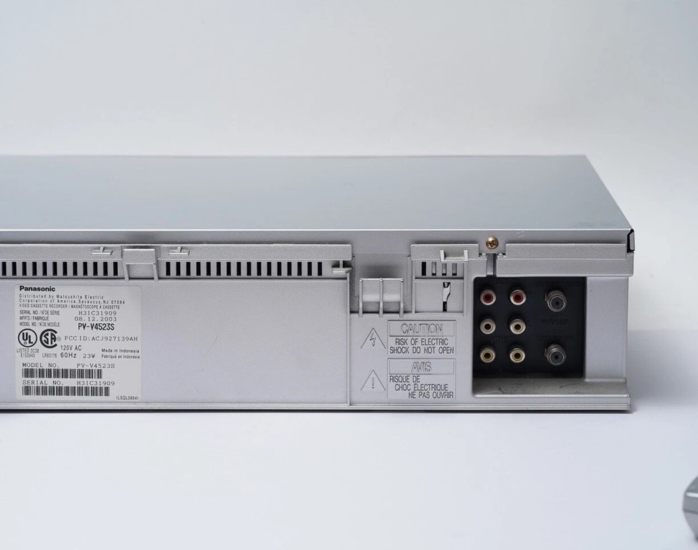 Panasonic DMR-ES35V VCR VHS RECORDER PPLAYER WITH REMOTE TESTED