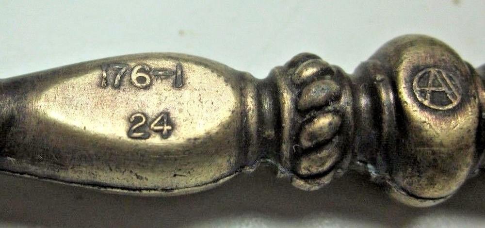 Amerock 176 Carriage 1971 Dark Hammered Brass Pull Handle & Backplate 3" Centers