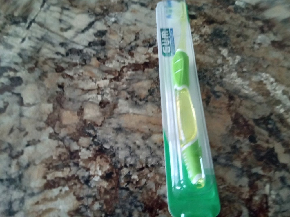 GUM Sunstar 525 Compact Soft Technique Deep Clean Green Handle
