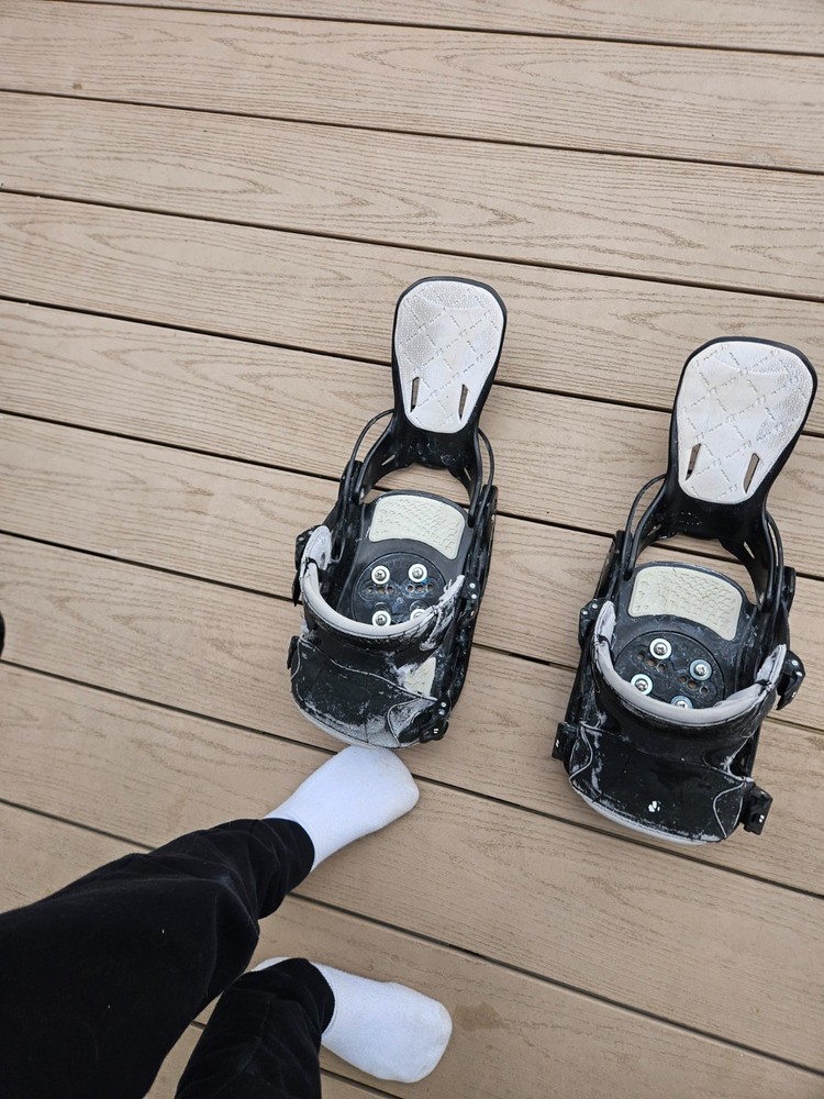 Flow snowboard bindings, Large, Flite 3's