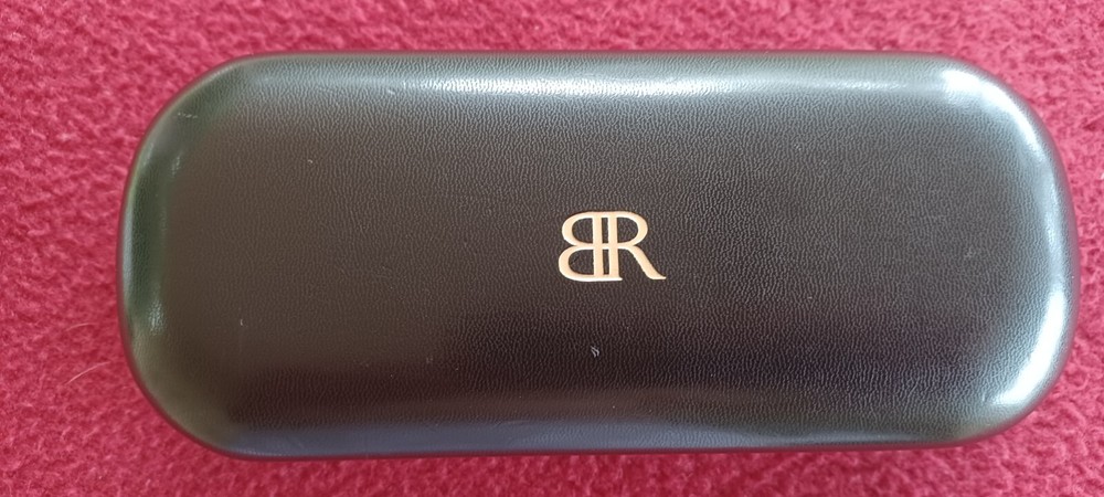 BR Banana Republic sunglasses hard case