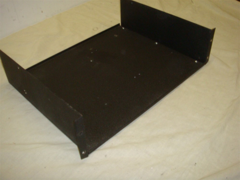 14" DEEP ACCESSORY RACKMOUNT TRAY 2U
