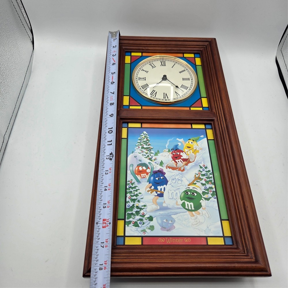 Danbury Mint M &M's MMs Stained Glass Light Up Wall Clock Winter Panel