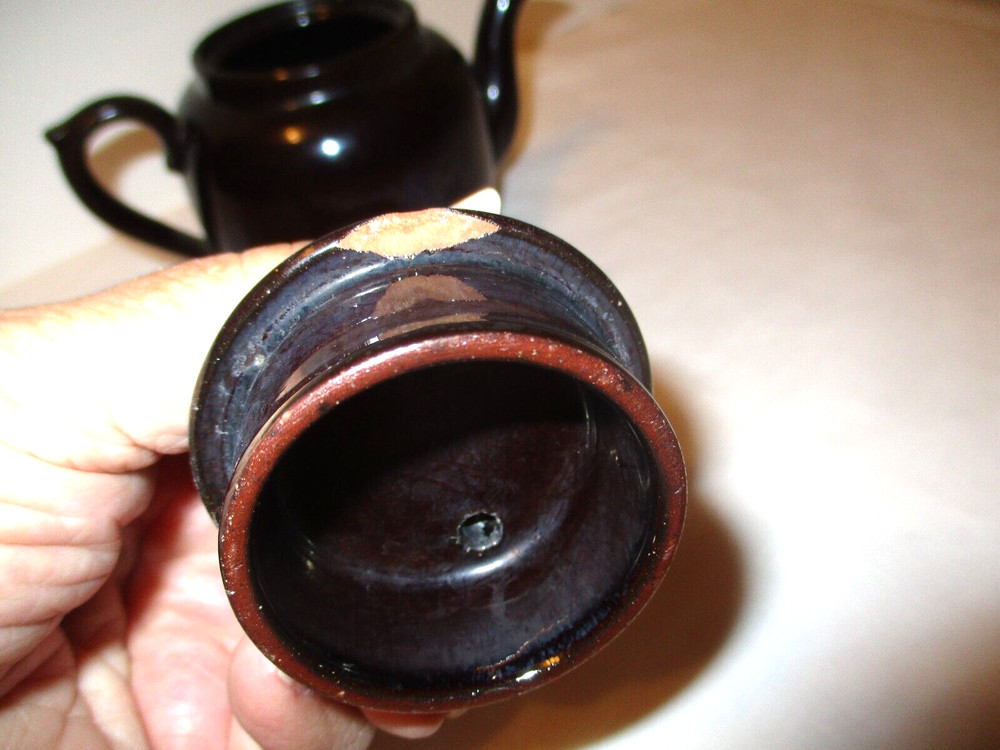 Brown Pottery Tea Pot, 1 cup?