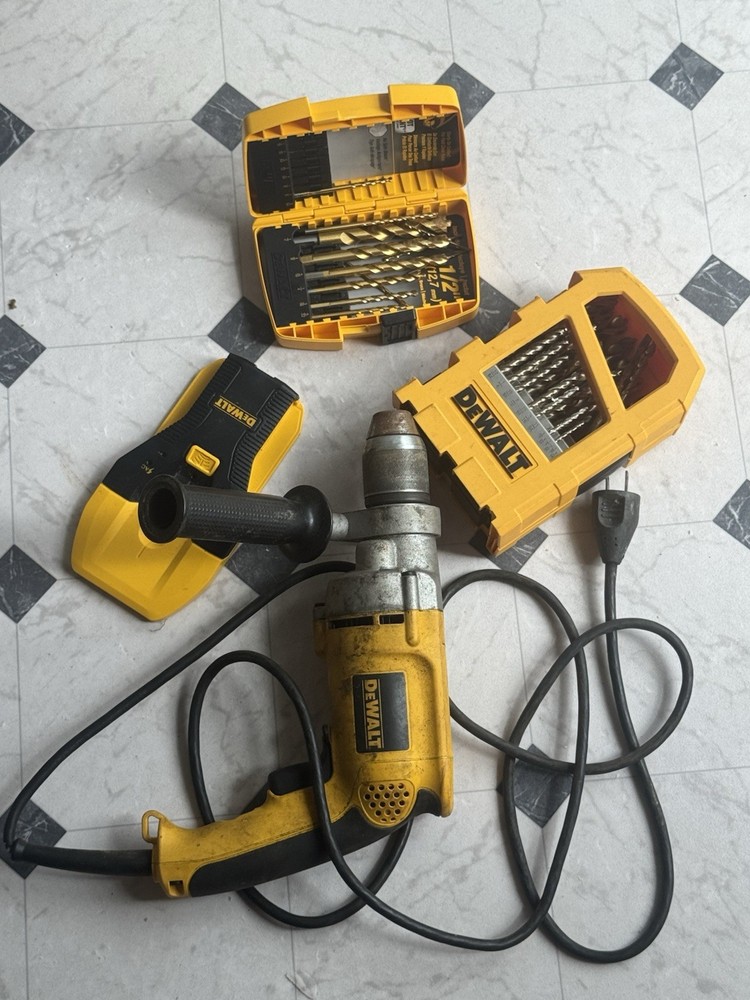 DEWALT Corded Hammer Drill with Auxiliary Handle, Drill Bit Set & Case