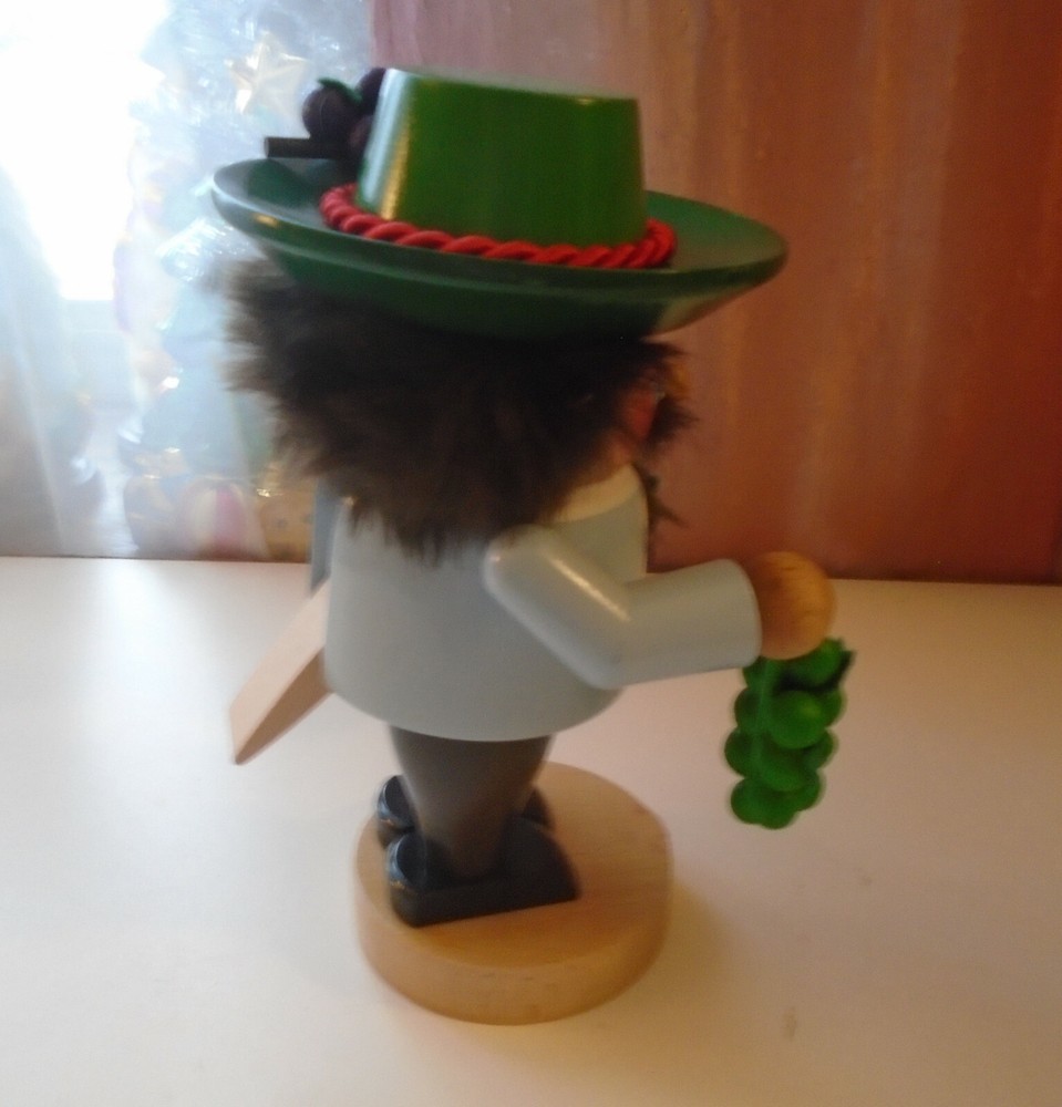 Steinbach Wine Maker With Grapes 10" Chubby Troll Size Nutcracker