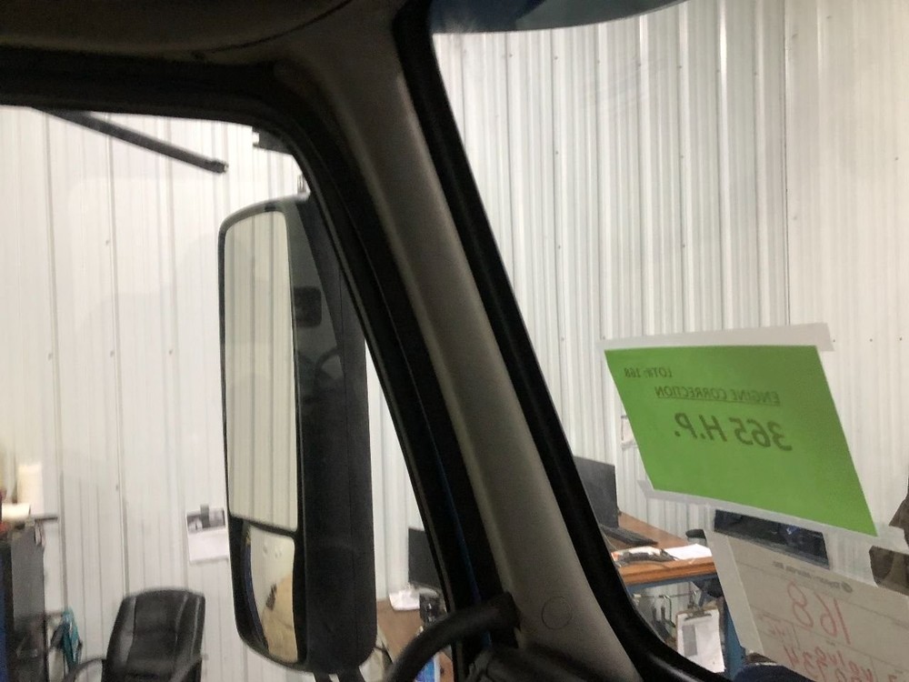 Volvo VNM PLASTIC Left/Driver A PILLER Trim/Panel