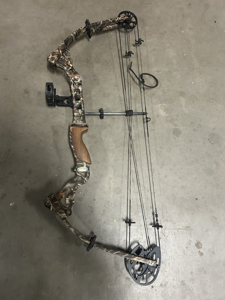 Bowtech 2007 Vital Impact Compound Bow 60lbs 29in Multi-Color