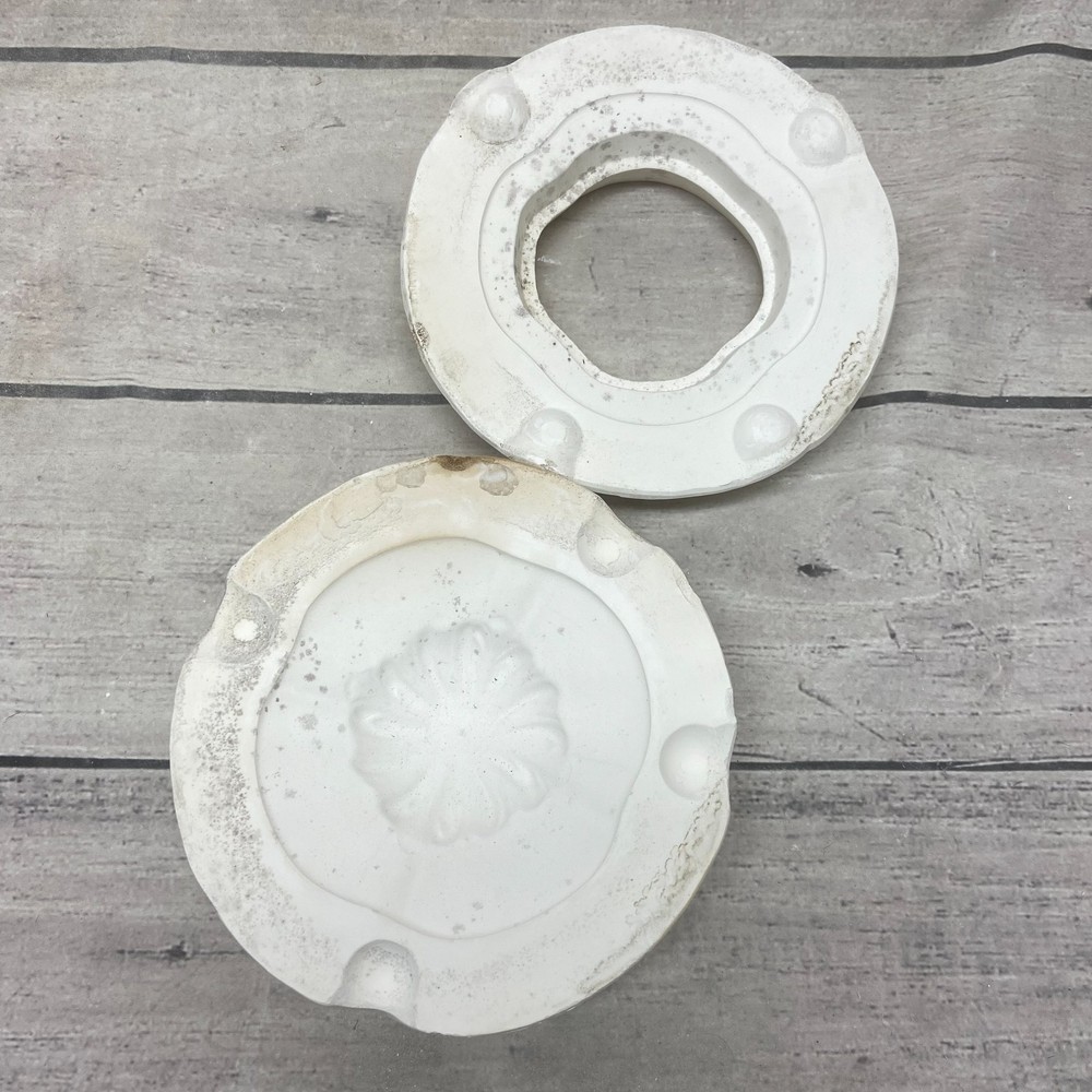 Alberta’s Ceramic Casting Mold Plate With a Floral #410