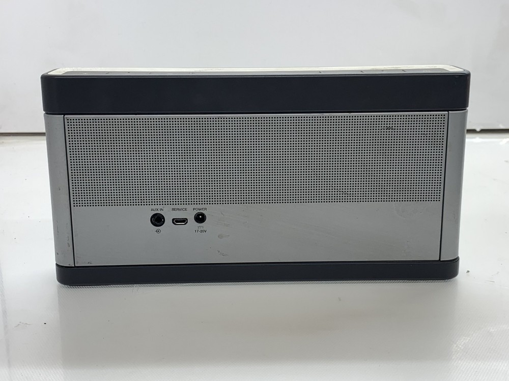 BOSE SOUNDLINK BLUETOOTH SPEAKER III BLUETOOTH NO POWER CABLE