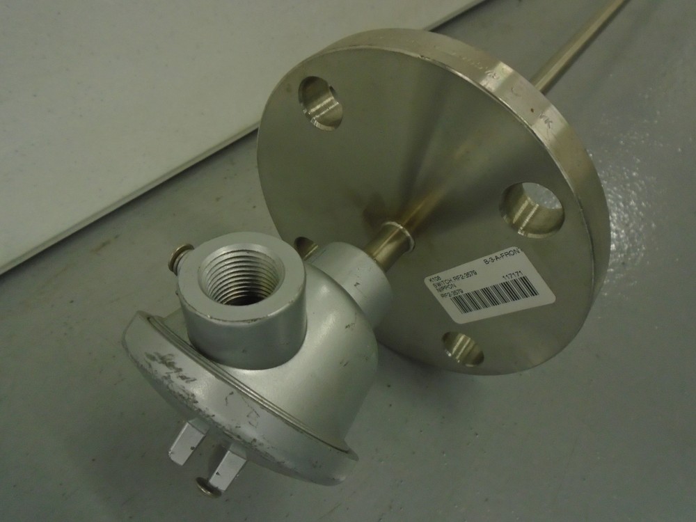 NIPPON RF2-3579 FLOAT SWITCH LEVEL SENSOR 50" PROBE