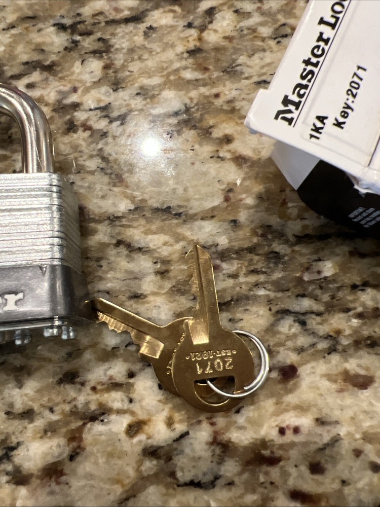 5 Pack Commercial Master Lock 1KA-2071 Keyed Alike Laminated Padlock