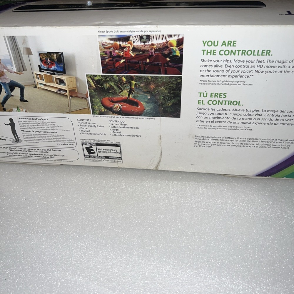 Xbox 360 Kinect Sensor Excellent Condition (2010 Microsoft Corporation)