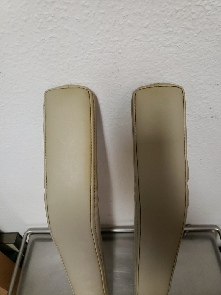 Pillow For Handrest For Midmark 417