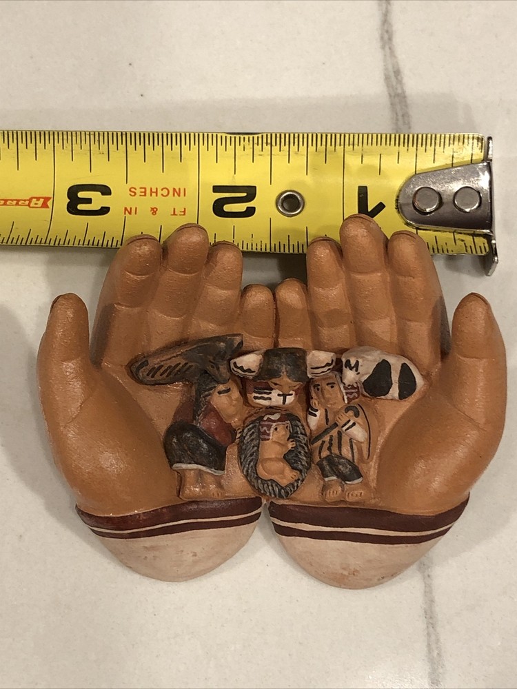 Nativity Scene Handmade Peru Peruvian Ceramic Cupped Hands