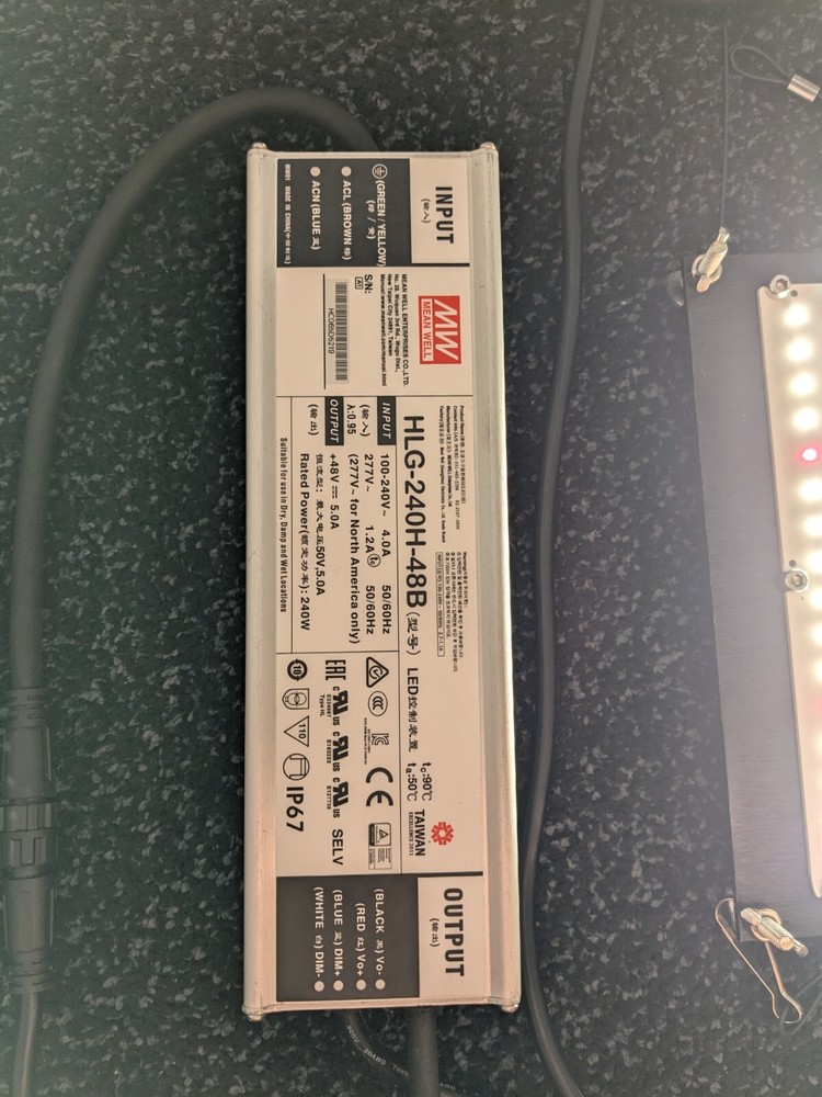 Light Panel Samsung LM301H HLG-240H-48B. Brightness Control