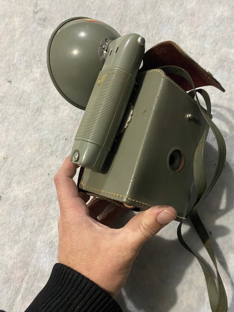 Vintage Antique Ansco AnscoFlex 2 Flashlamp Camera With Grey Case & Strap