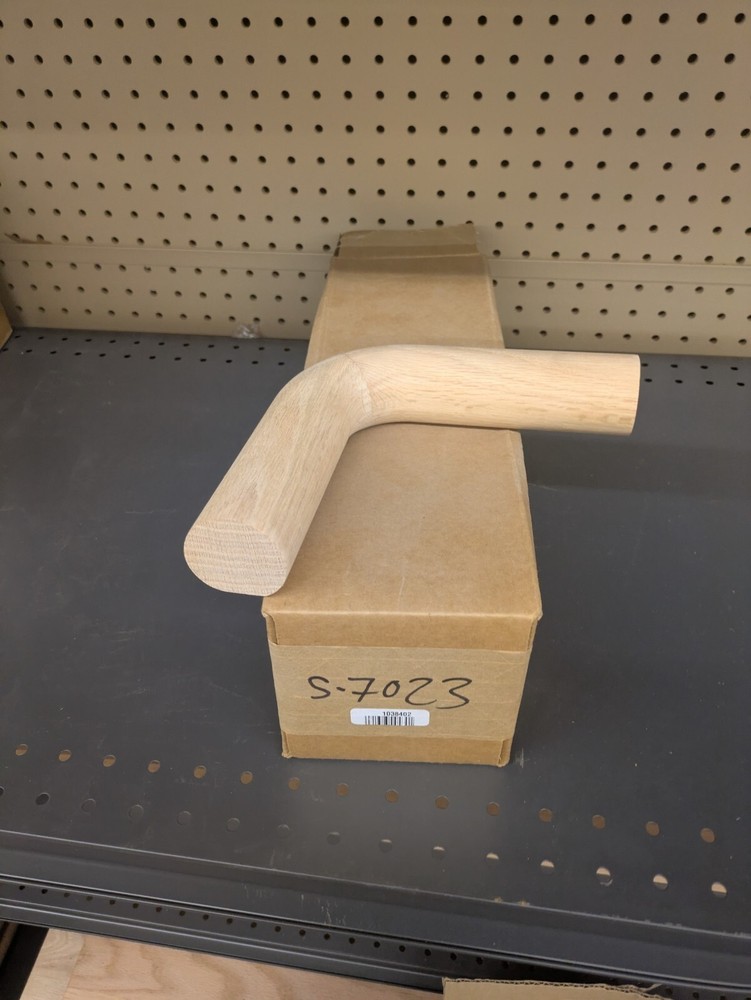 OAK QUARTER TURN FOR STAIRS