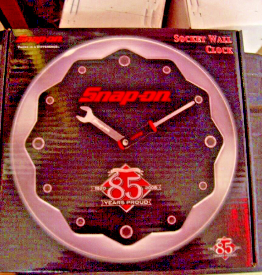 SNAP-ON TOOLS 85th ANNIVERSARY SOCKET CLOCK!! NEW!!