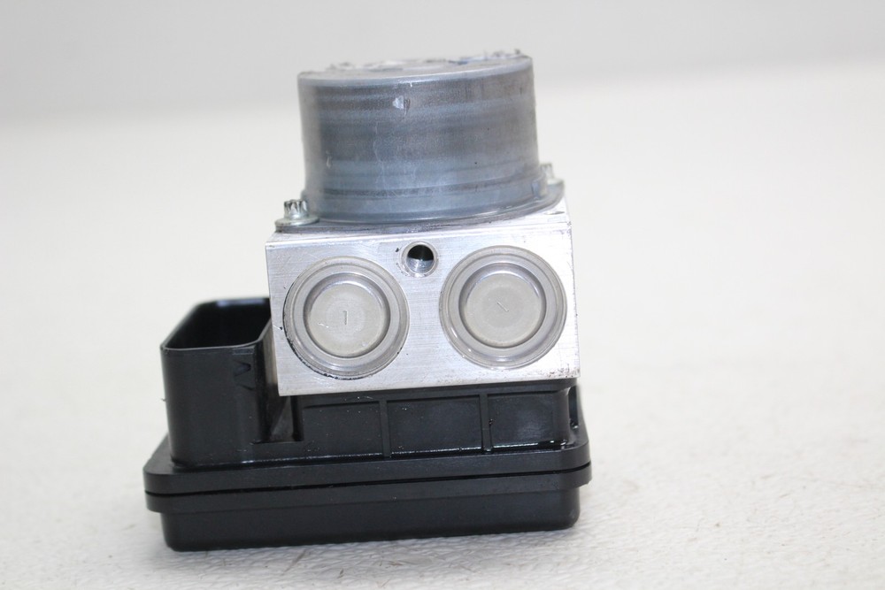 2017-2020 KTM 390 RC ABS PUMP UNIT MODULE