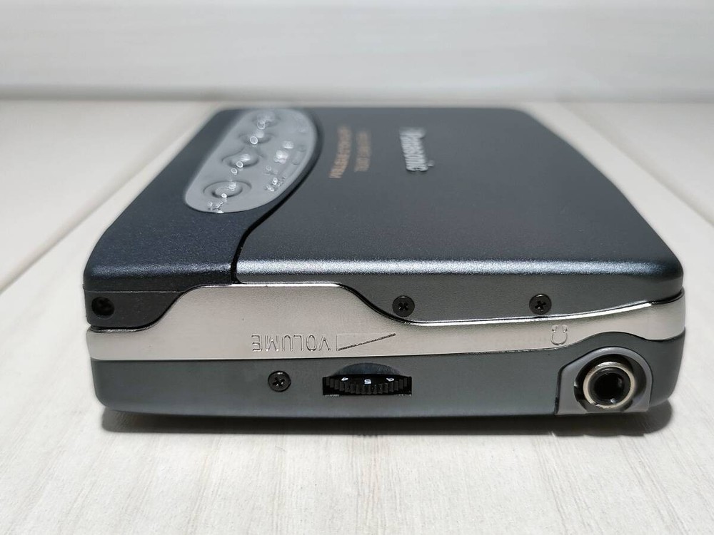 Panasonic RQ-S95 Portable Cassette Player