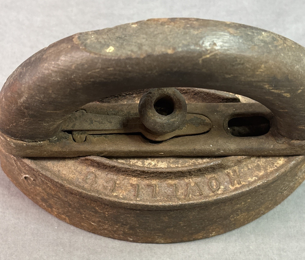 Antique Howell Co. Geneva Ill. - Solid Iron with Wooden Handle