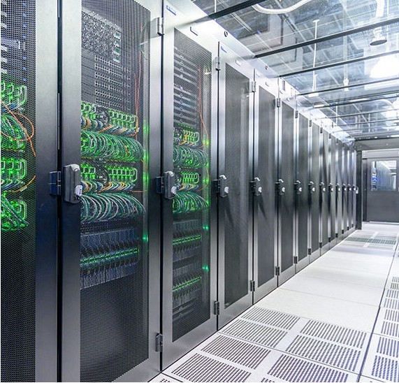 Dell 1U SSD Dedicated Server hosting in a 100% UpTime Data Center 24/7 Support!