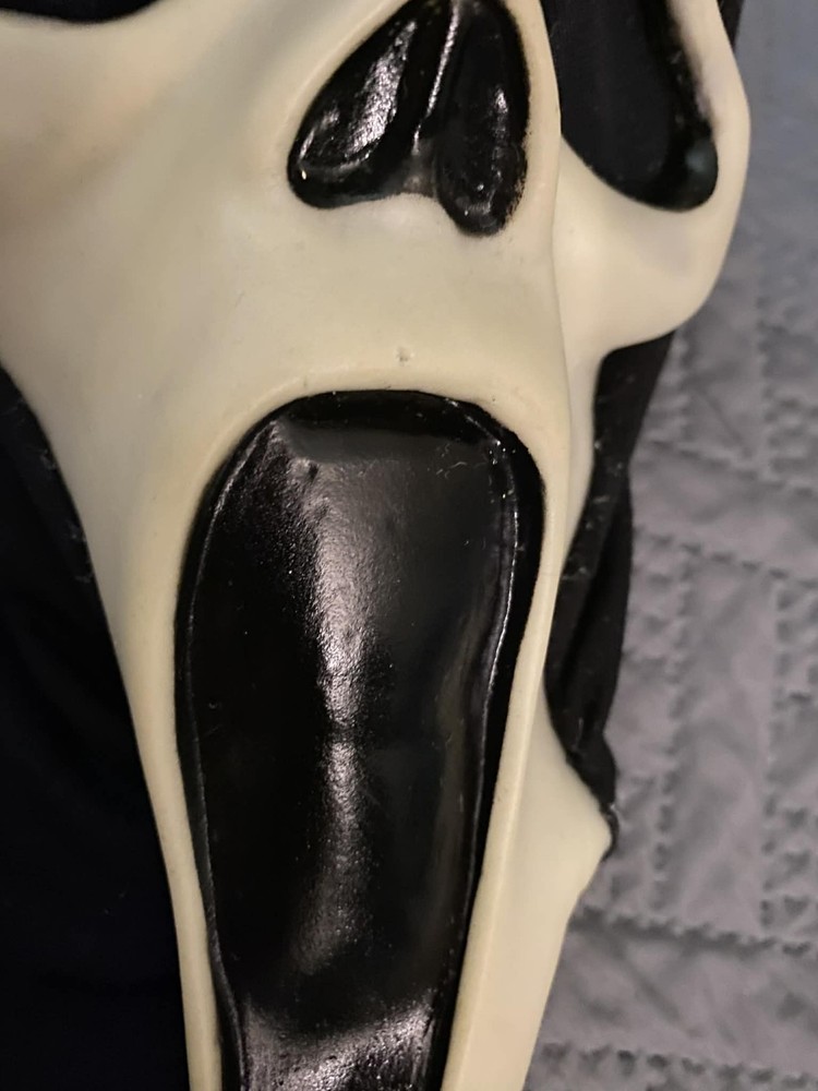 Ghostface Scream Mask Gen 1