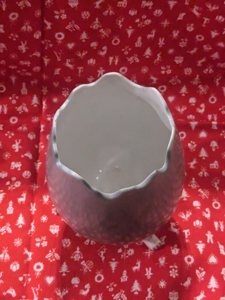 Lefton 3 Footed Egg Planter
