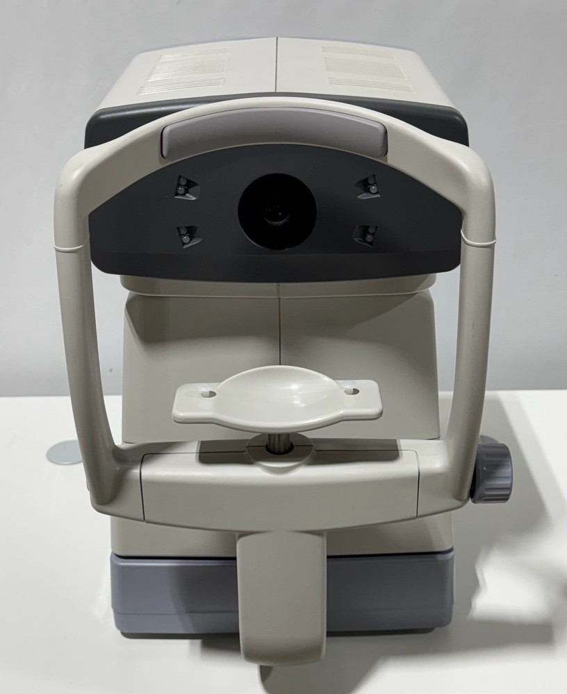 Topcon KR 8800 Autorefractor/keratometer