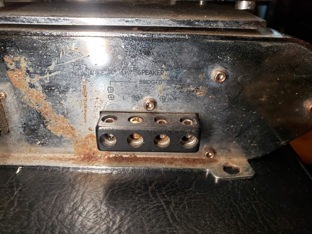 Audiobahn A2150HCQ High Current Amplifier - Untested