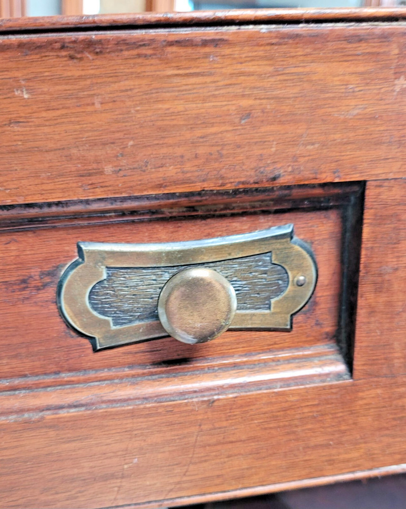 ANTIQUE WALNUT EASTLAKE VICTORIAN BOOKCASE