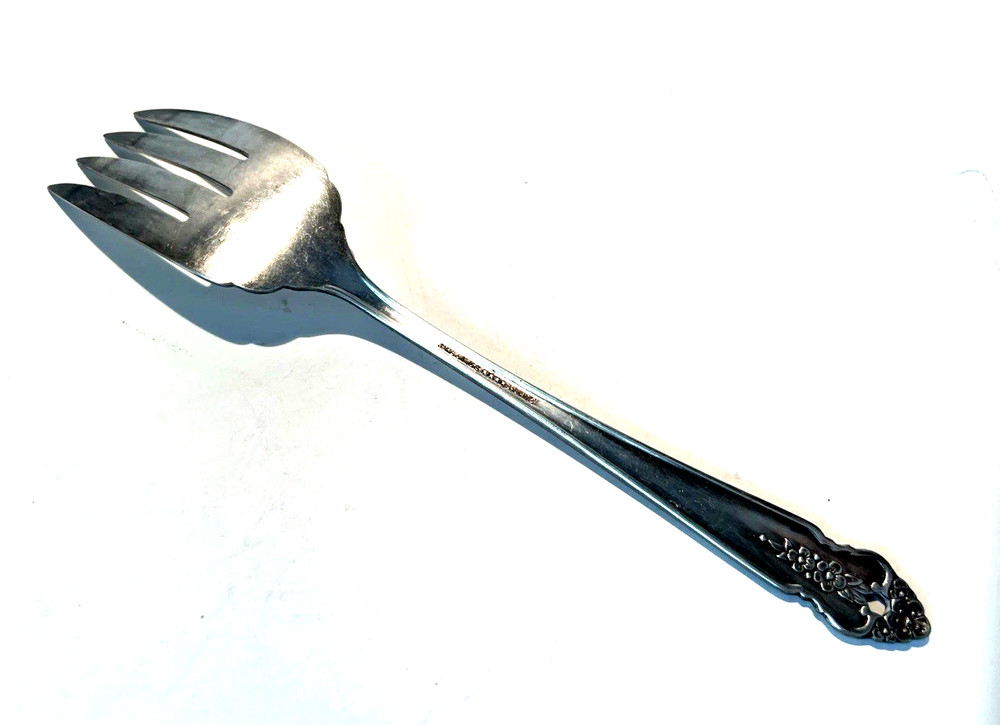 Prestige 4 Star Silver Plate Floral DISTINCTION Pattern Serving Fork