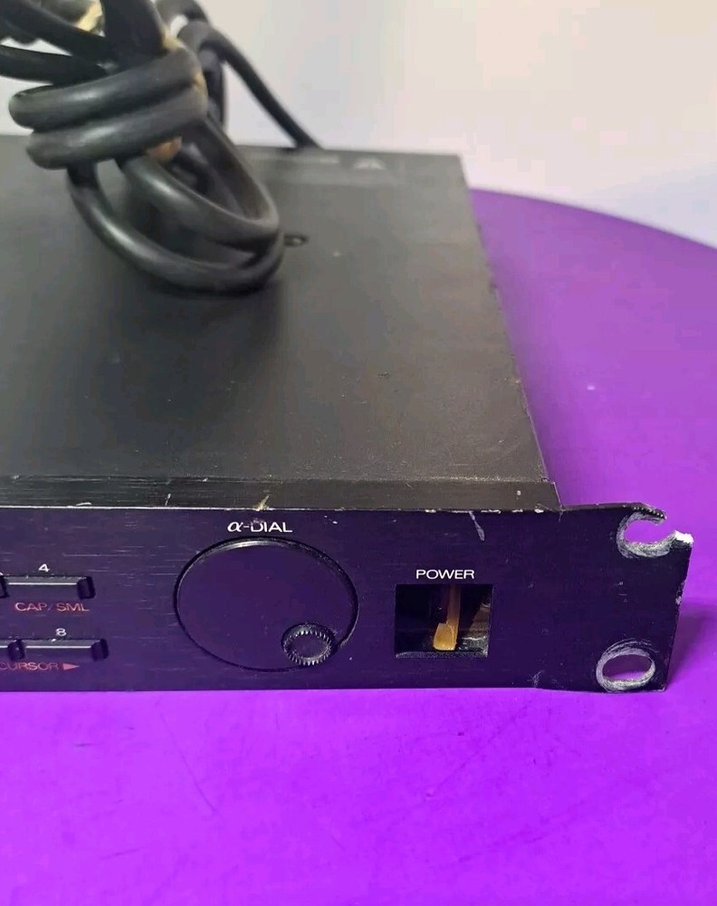Roland GP-16 Digital Guitar Effects Processor FOR PARTS